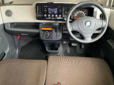 SUZUKI MRWAGON