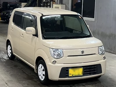 SUZUKI MRWAGON