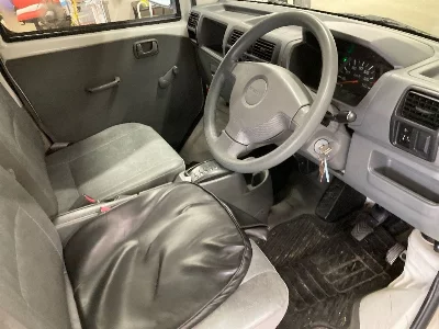 NISSAN CLIPPER TRUCK