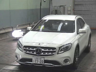 MERCEDES BENZ GLA