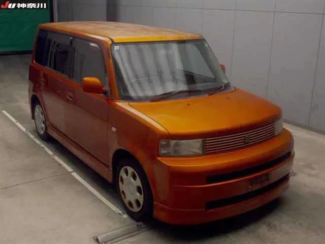 Toyota bB  с аукциона в Японии