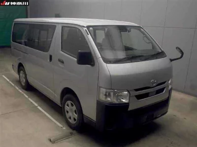 Toyota HiAce Van