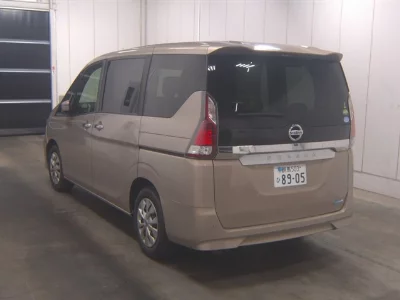 NISSAN SERENA