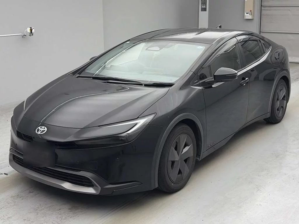 Toyota Prius  с аукциона в Японии