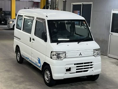 MITSUBISHI MINICAB MIEV