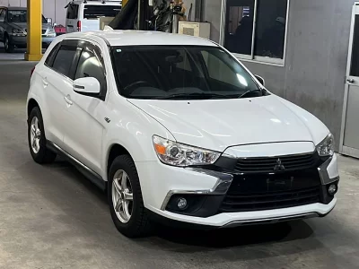 MITSUBISHI RVR
