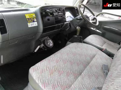 MITSUBISHI CANTER