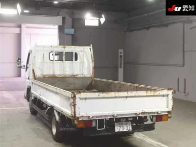 MITSUBISHI CANTER