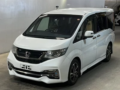 Honda STEPWGN SPADA