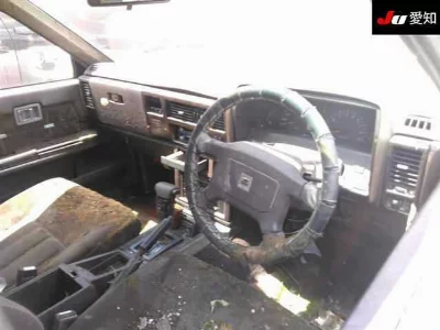 NISSAN LAUREL