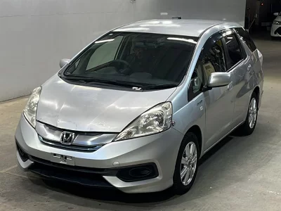 Honda FIT SHUTTLE HYBRID