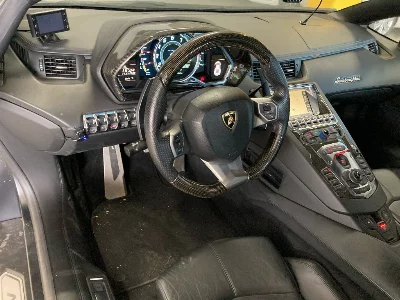 Lamborghini Aventador