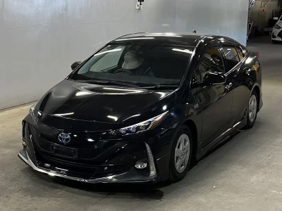Toyota Prius PHV