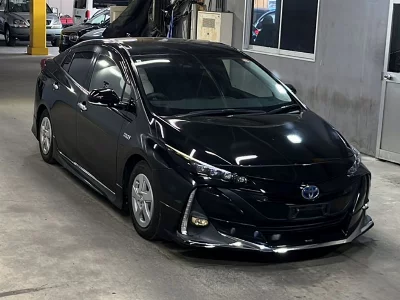 Toyota Prius PHV