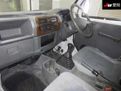 MITSUBISHI MINICAB TRUCK