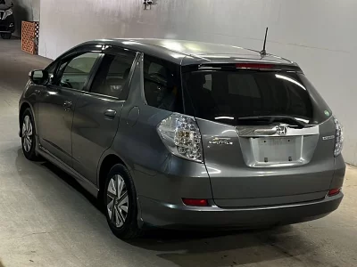 Honda FIT SHUTTLE HYBRID