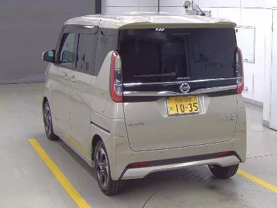 NISSAN ROOX