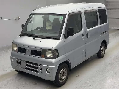 NISSAN CLIPPER VAN
