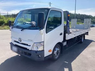Цена авто Toyota DYNA TRUCK с аукционов Японии, номер кузова XZU722, пробег 96 000, оценка 4