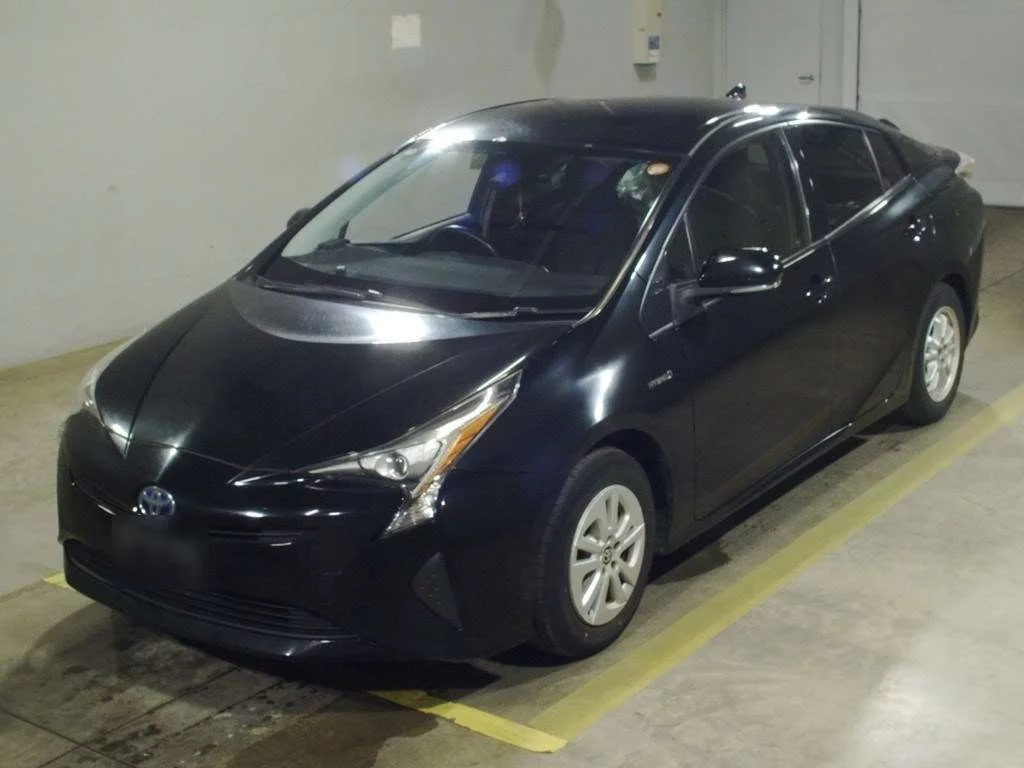 Toyota Prius  с аукциона в Японии
