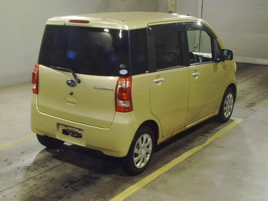 Subaru Lucra  с аукциона в Японии