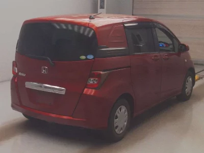 Honda Freed Spike
