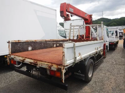 MITSUBISHI CANTER
