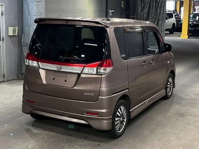 Suzuki Solio