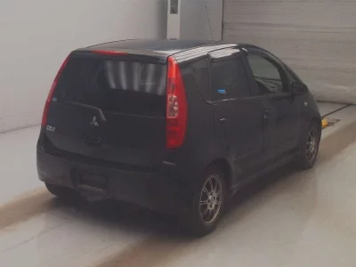 MITSUBISHI COLT