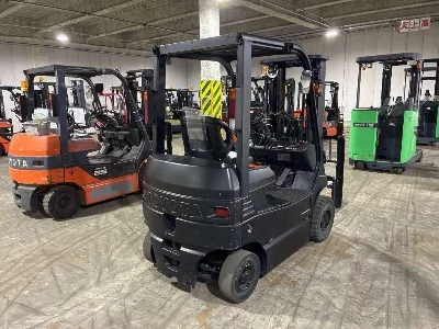 Toyota  FORKLIFT