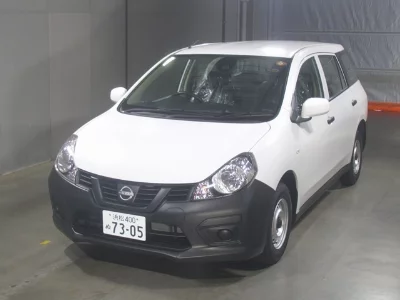 NISSAN AD VAN