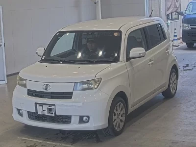 Toyota bB
