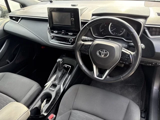 Toyota Corolla Hatchback  с аукциона в Японии