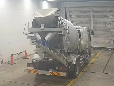 MITSUBISHI FUSO FIGHTER