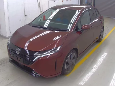 NISSAN AURA