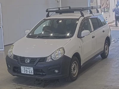 Nissan AD