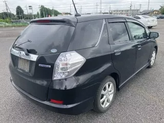 Honda FIT SHUTTLE HYBRID