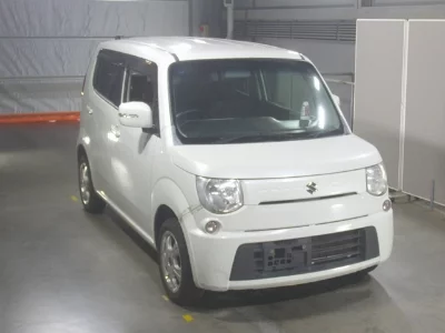 SUZUKI MRWAGON