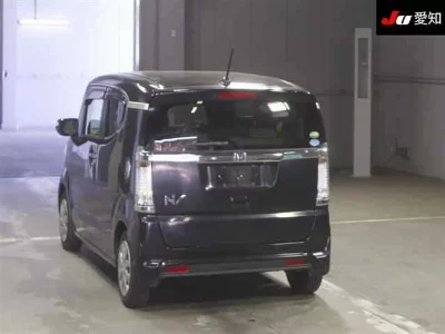 Honda N-Box Slash