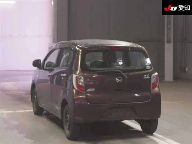 Daihatsu Mira e:S  с аукциона в Японии