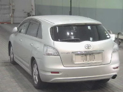 Toyota Mark X Zio
