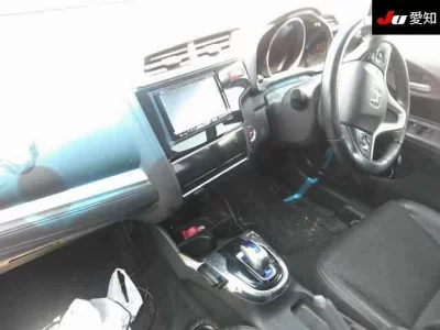 Honda FIT HYBRID