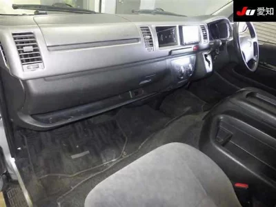 Toyota HIACE WAGON