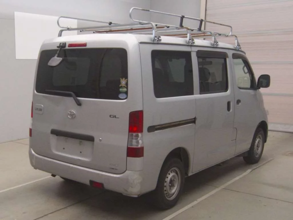 Toyota LiteAce Van  с аукциона в Японии