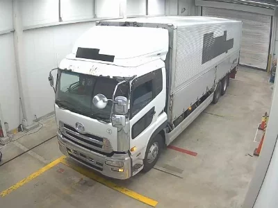 NISSAN UD