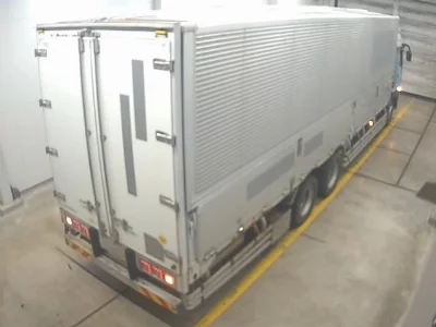 MITSUBISHI FUSO