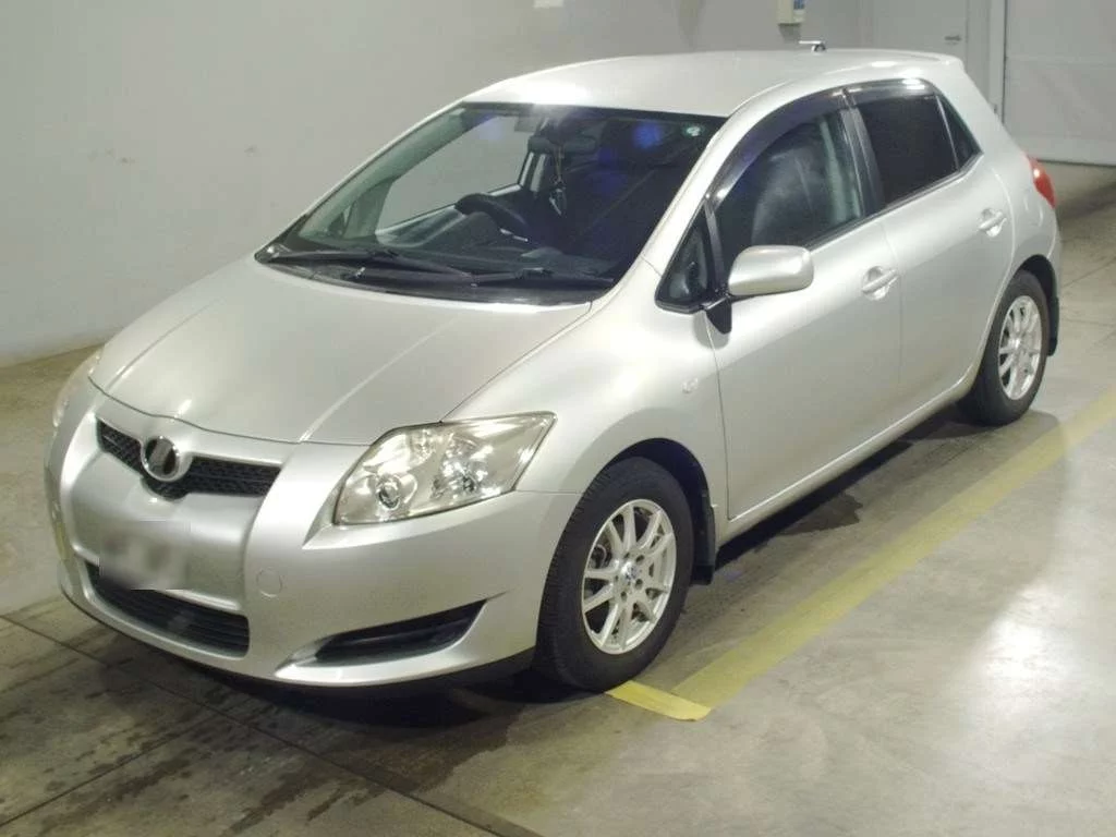 Toyota Auris  с аукциона в Японии