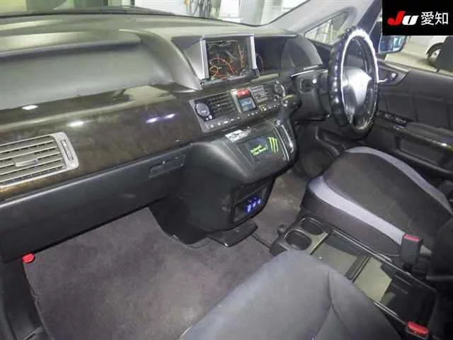 Honda Elysion  с аукциона в Японии