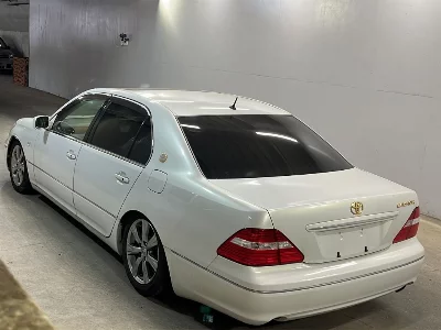 Toyota Celsior