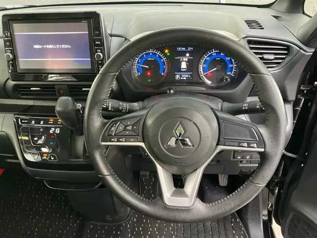 Mitsubishi eK X Space  с аукциона в Японии